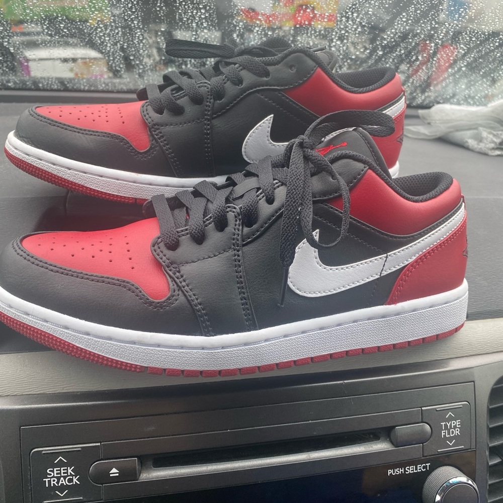 Nike air Jordan 1low alternative bred black red
